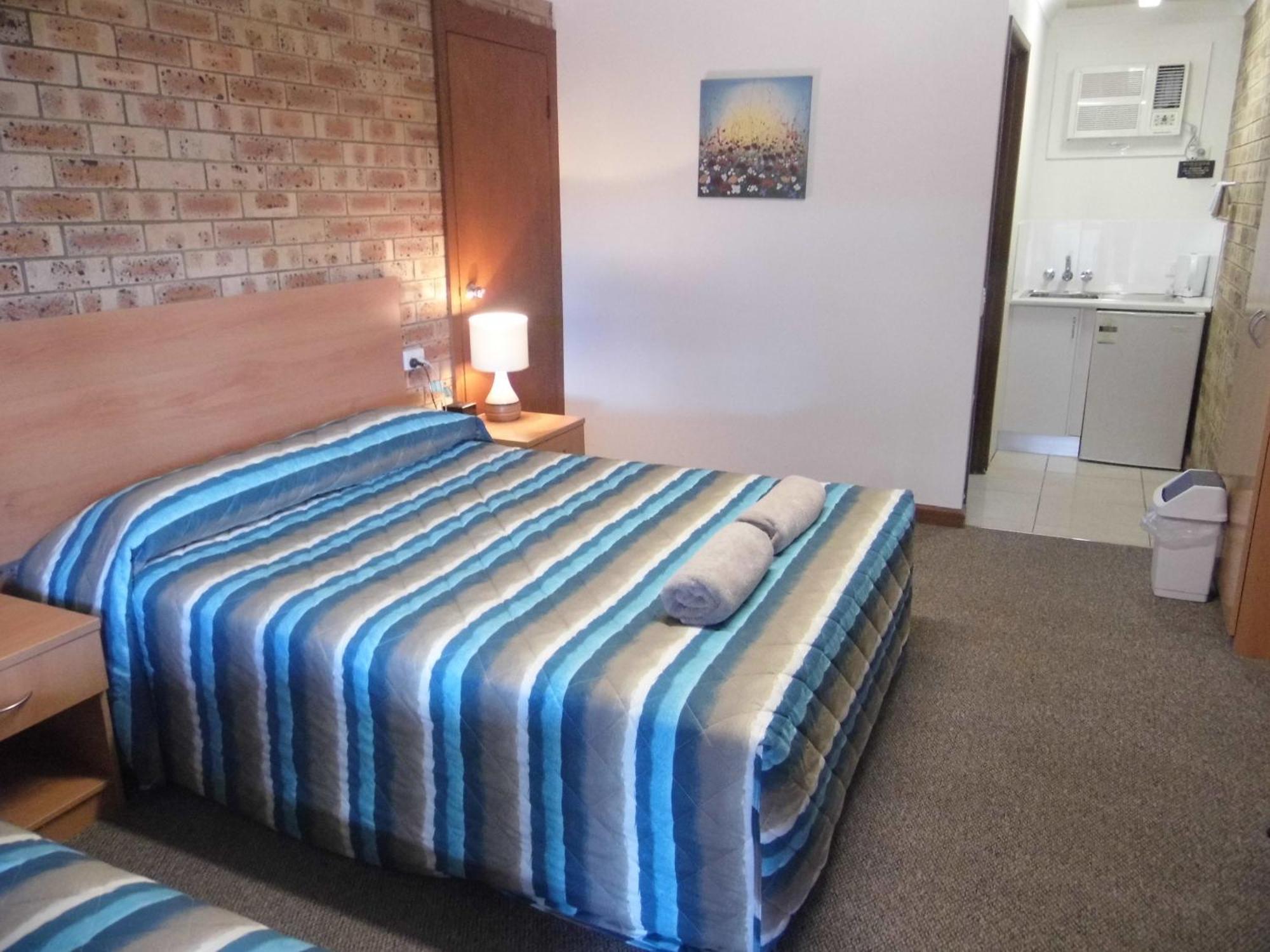Nanango Fitzroy Motel Pokoj fotografie