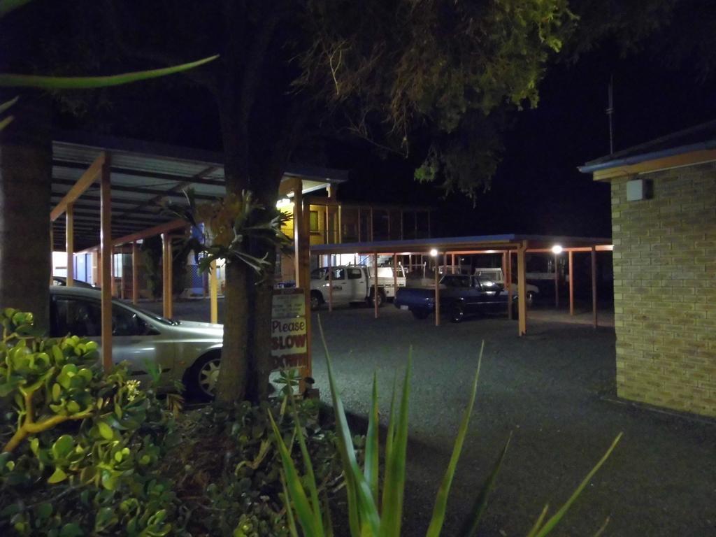 Nanango Fitzroy Motel Exteriér fotografie